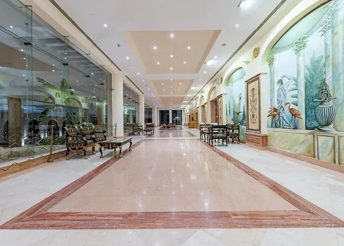 אתר נופש Siva Golden Bay Makadi Couples And Families Only 4*