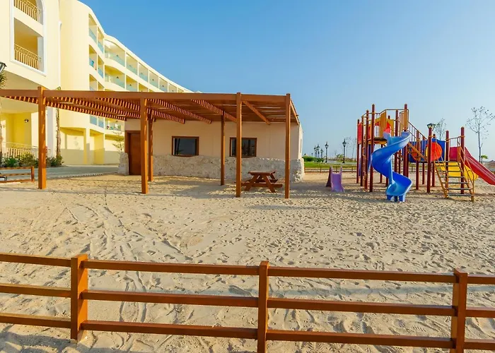 Siva Golden Bay Makadi Couples And Families Only 4* הורגהדה