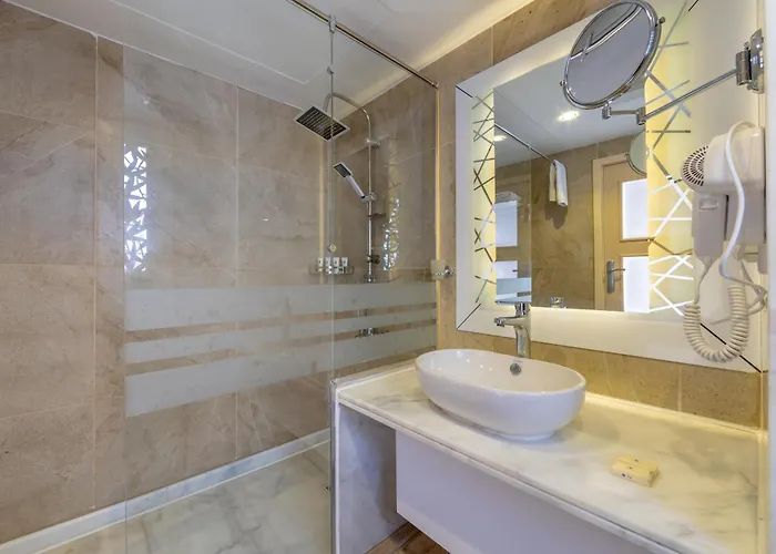 Siva Golden Bay Makadi Couples And Families Only Üdülőközpont 4*