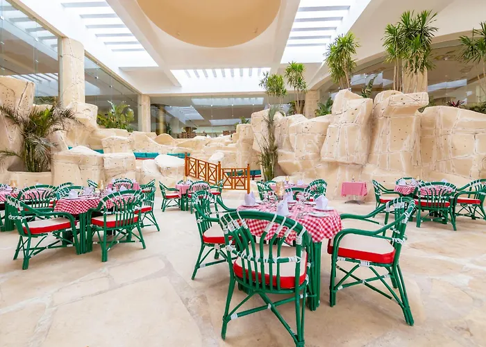 Siva Golden Bay Makadi Couples And Families Only אתר נופש