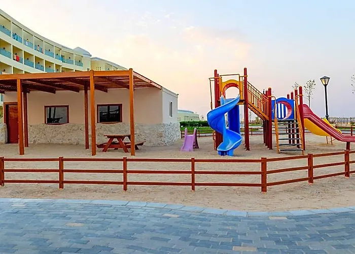 אתר נופש Siva Golden Bay Makadi Couples And Families Only 4*